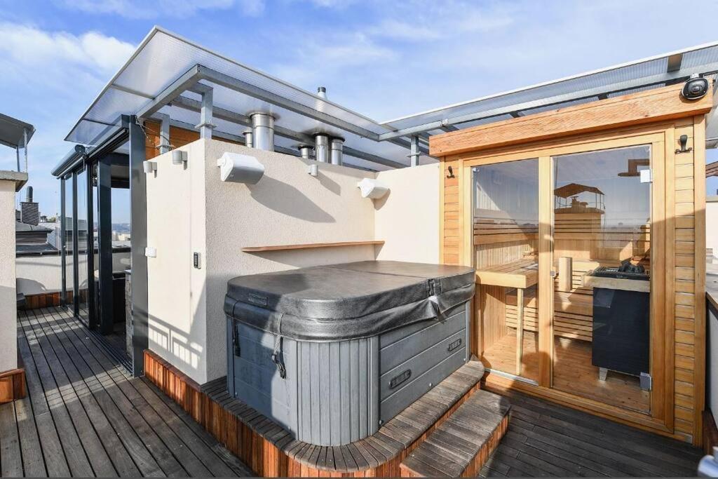 Luxury Rooftop Appartment With Fantastic Views ปราก ภายนอก รูปภาพ